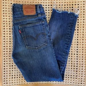 Levi’s White Oak Cone Denim Wedgie Jeans, size 24 cropped
